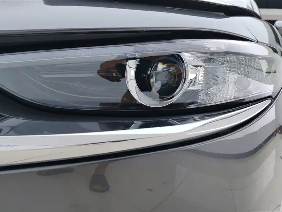 Mazda 3 Axela 2023 из CN, фото 10