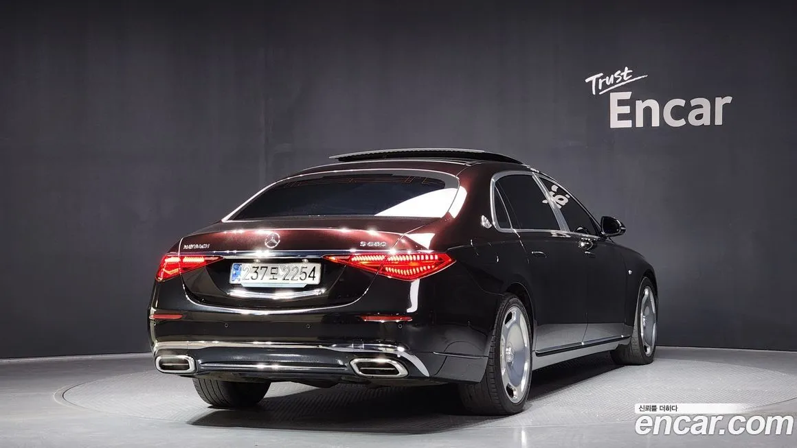 Mercedes-Benz S-Class — фото 2