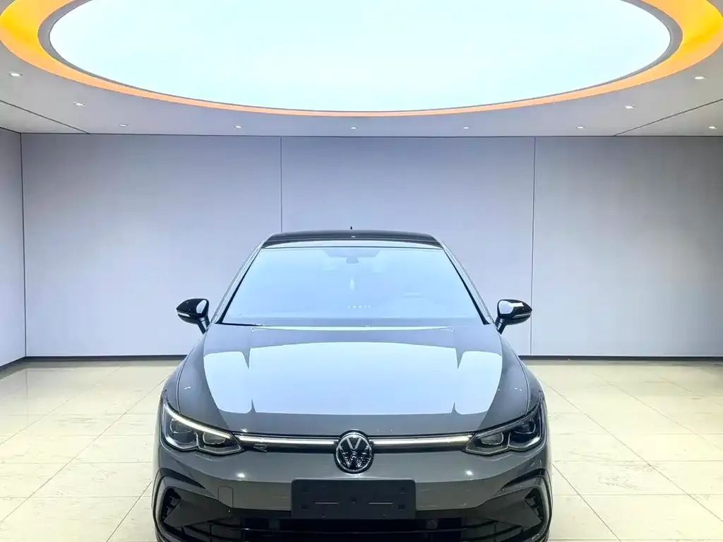 Volkswagen Golf — фото 6