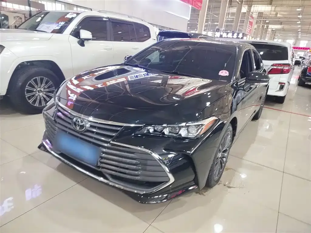 Toyota Avalon 2021 из CN, фото 1