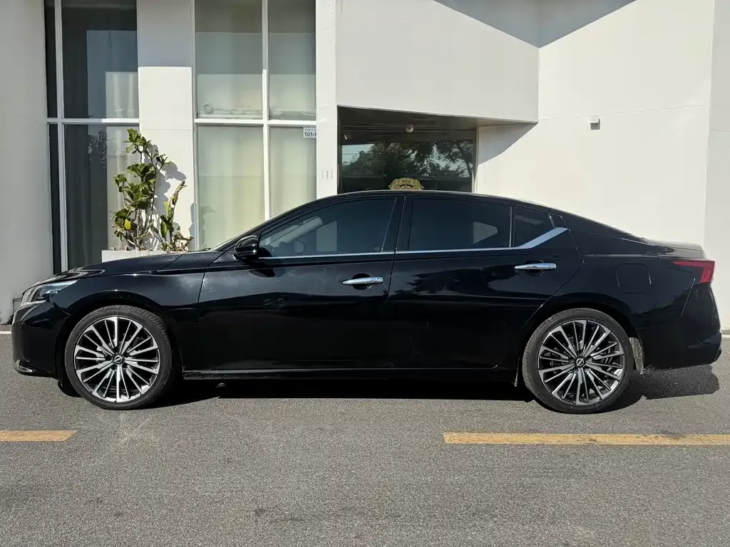Nissan Teana 2023 из CN, фото 5
