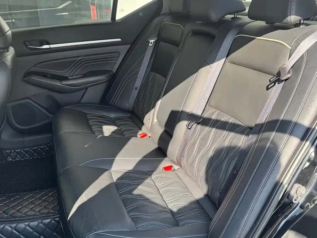 Nissan Teana 2023 из CN, фото 4