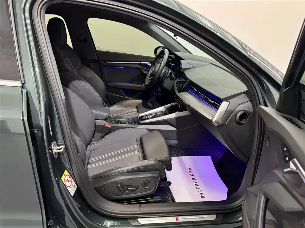 Audi A3 2023 из CN, фото 6