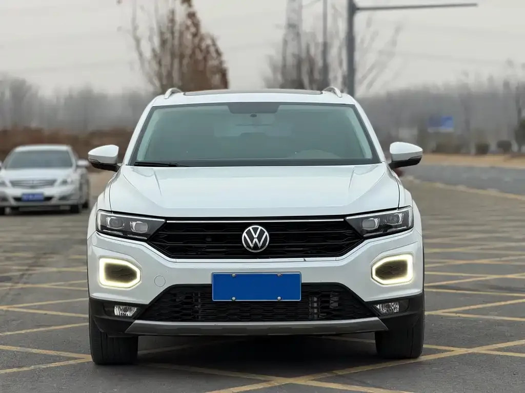 Volkswagen T-Roc 2022 из CN, фото 2