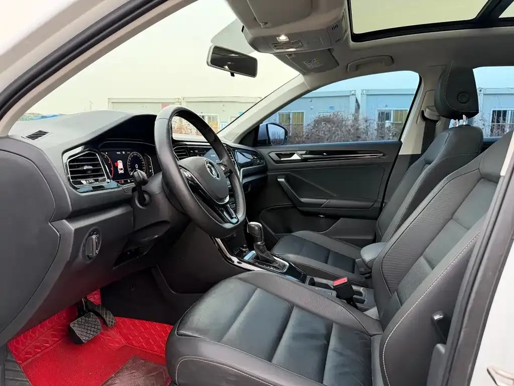 Volkswagen T-Roc 2022 из CN, фото 6