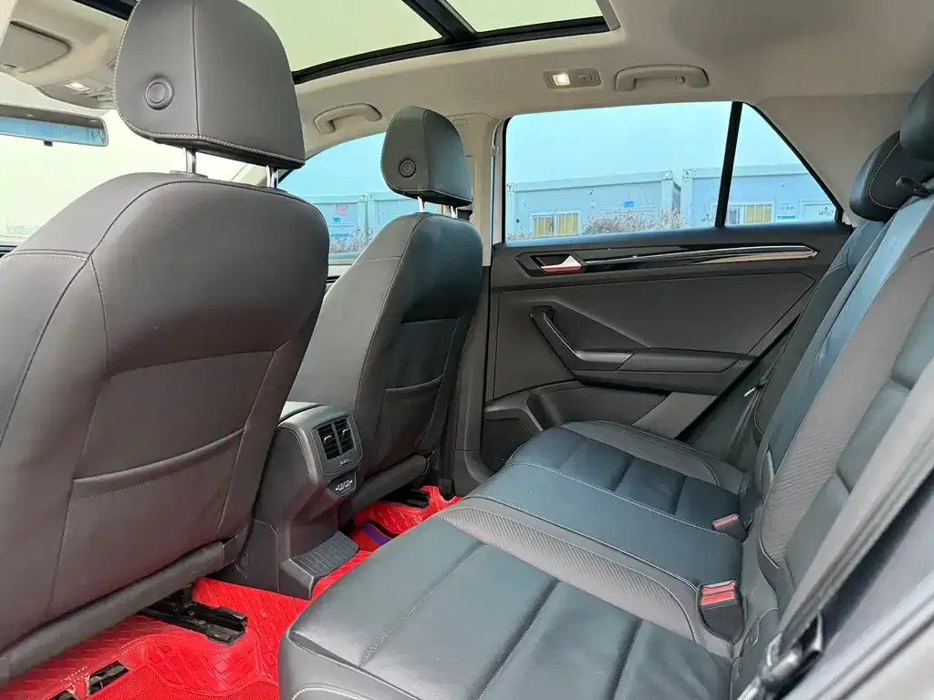 Volkswagen T-Roc 2022 из CN, фото 9
