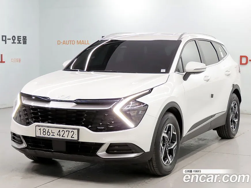 Kia Sportage — фото 1