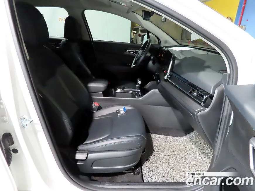 Kia Sportage — фото 10