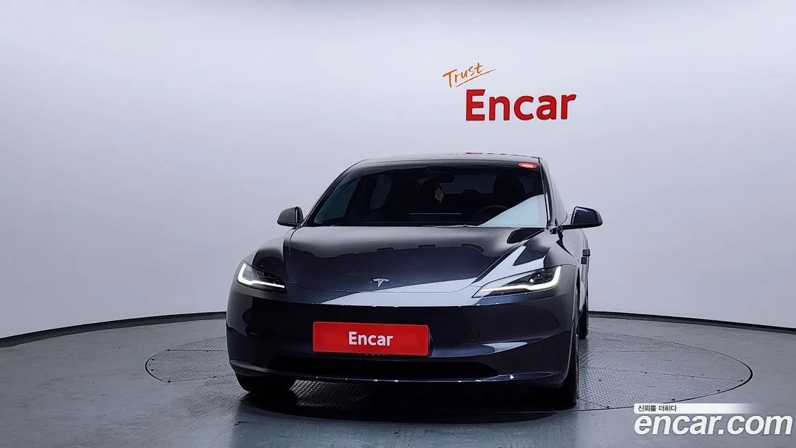 Tesla Model 3 2025 из KR, фото 3