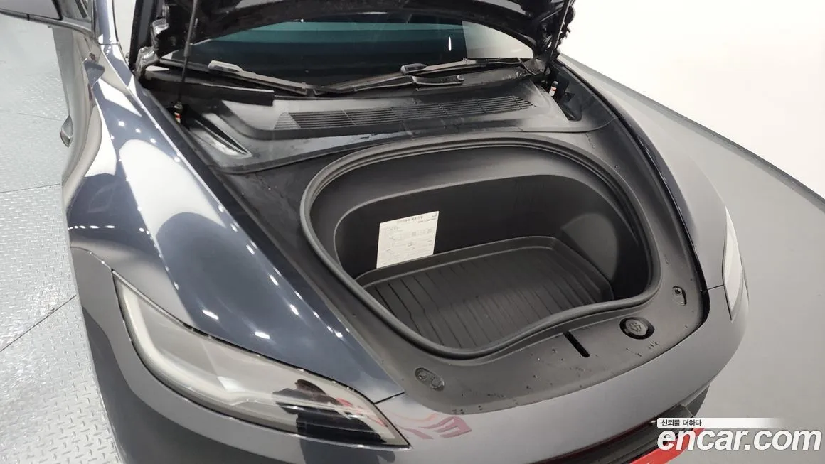 Tesla Model 3 2025 из KR, фото 7