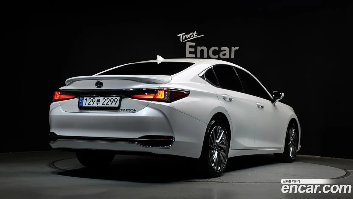 Lexus ES 2024 из KR, фото 2
