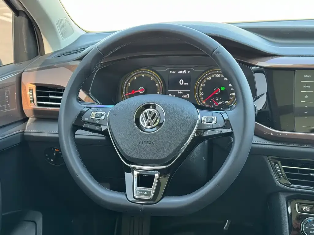 Volkswagen Tharu 2021 из CN, фото 8