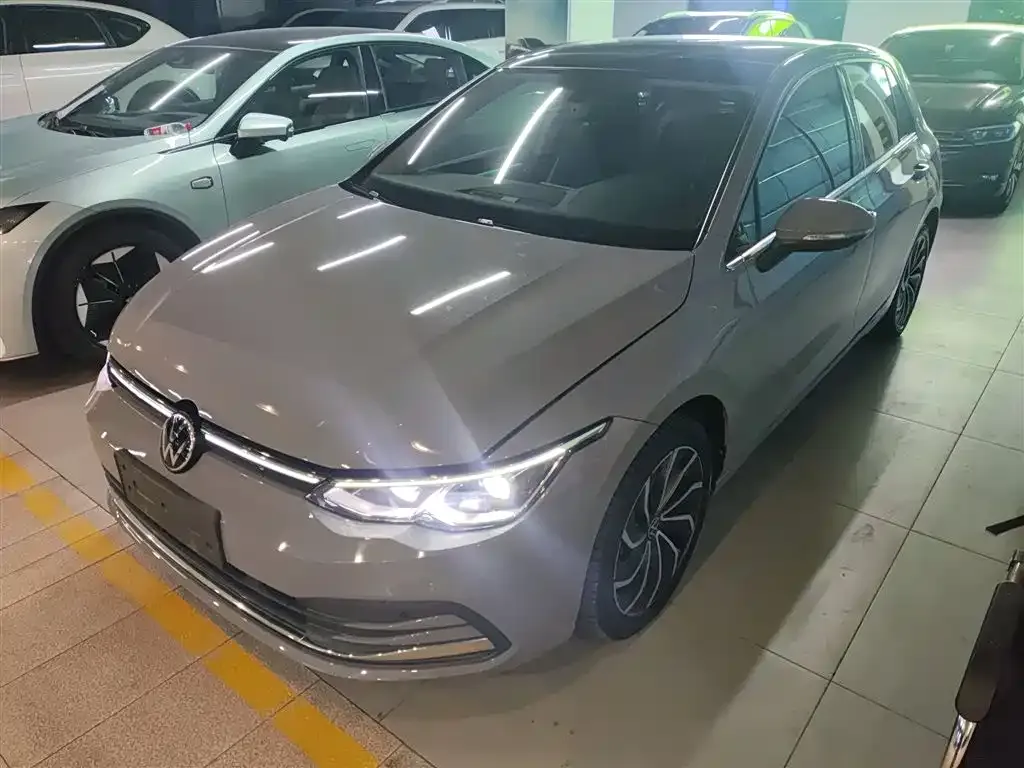 Volkswagen Golf 2021 из CN, фото 1