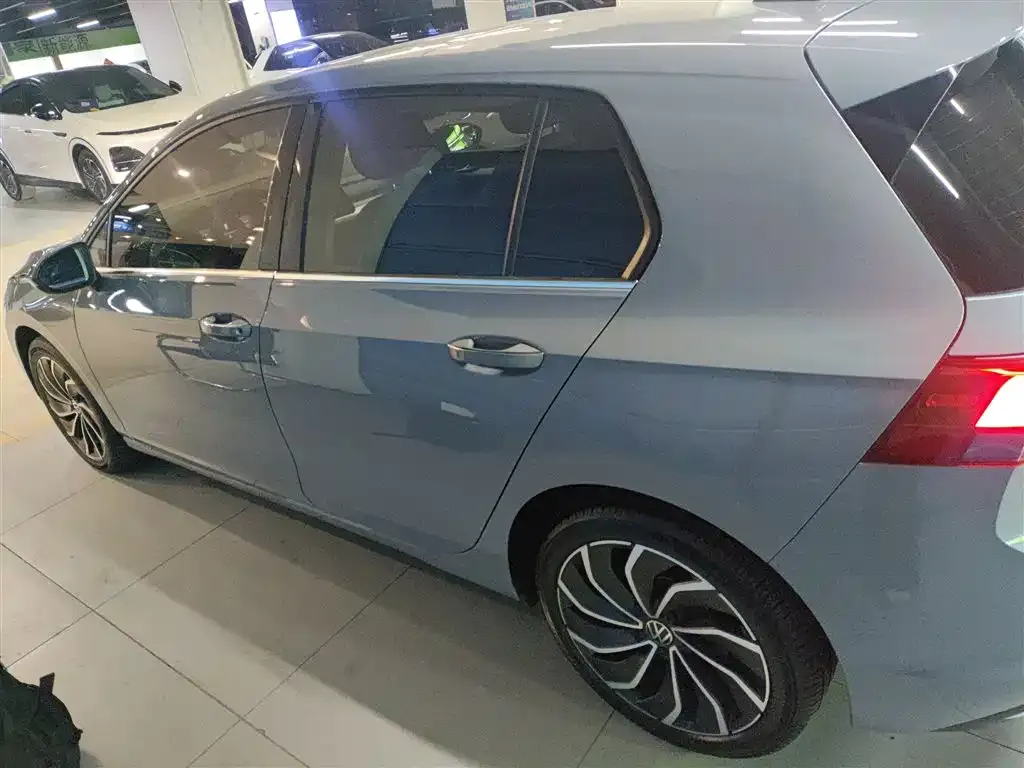 Volkswagen Golf 2021 из CN, фото 3