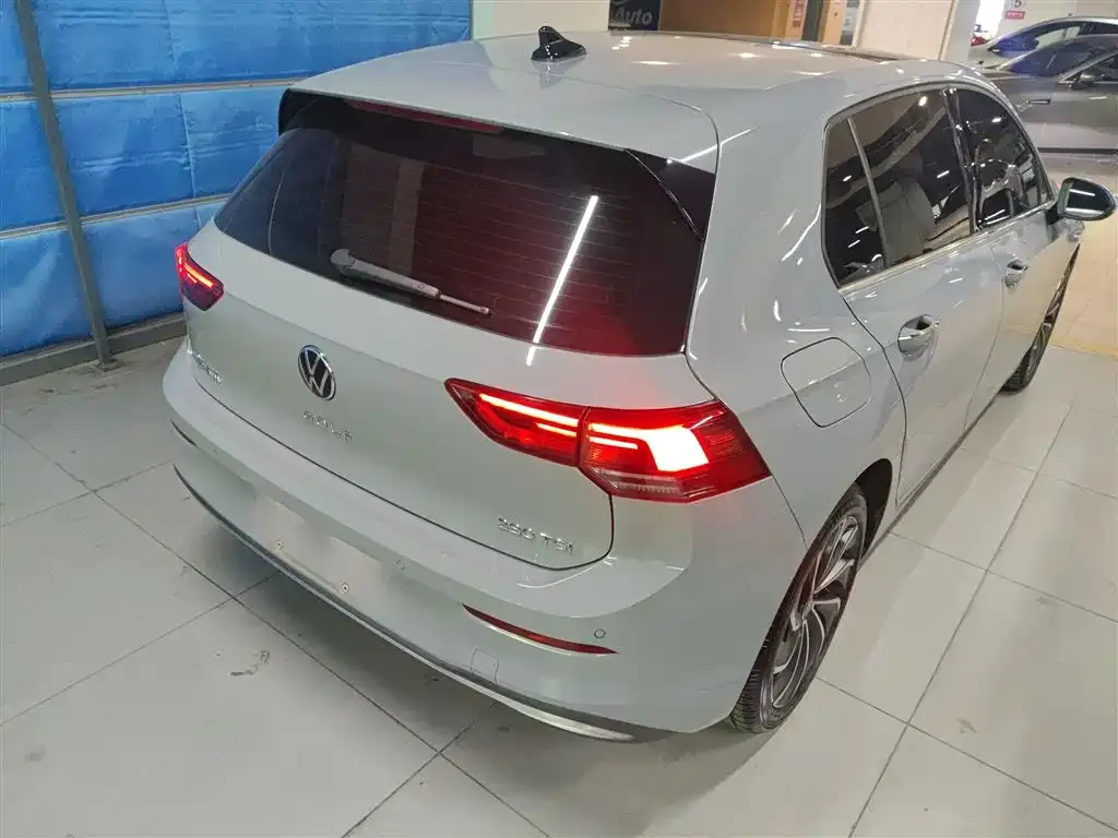 Volkswagen Golf 2021 из CN, фото 4