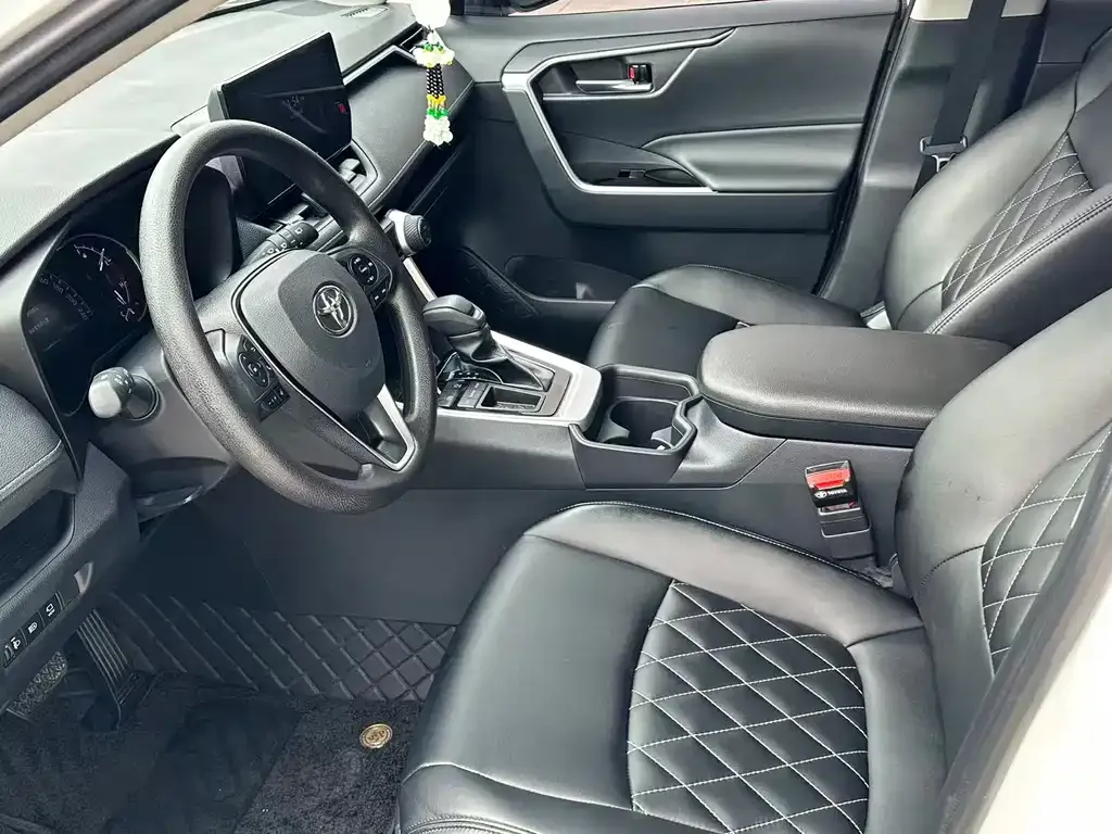 Toyota RAV4 2025 из CN, фото 9
