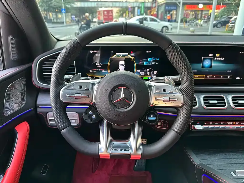 Mercedes-Benz GLE AMG — фото 8