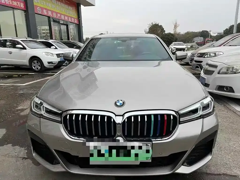 BMW 5 Series New Energy — фото 7