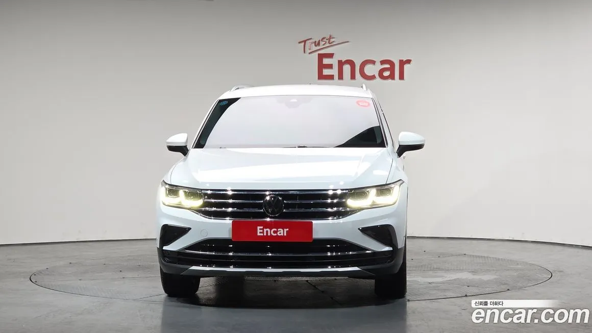 Volkswagen Tiguan 2022 из KR, фото 10