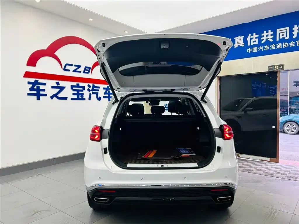 Hongqi HS5 2023 из CN, фото 5