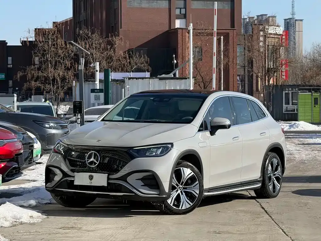 Mercedes-Benz EQE SUV 2024 из CN, фото 1