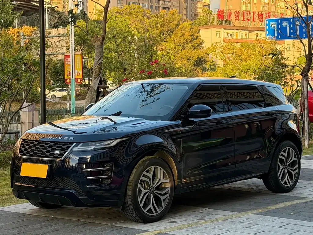 Land Rover Evoque — фото 1