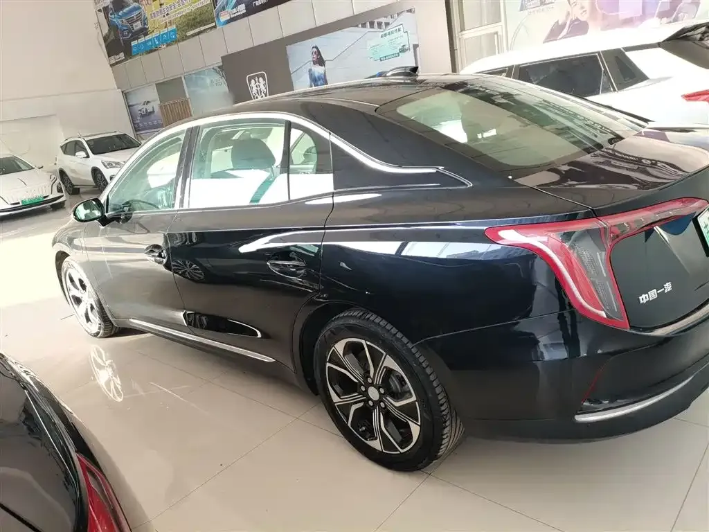 Hongqi E-QM5 2023 из CN, фото 5