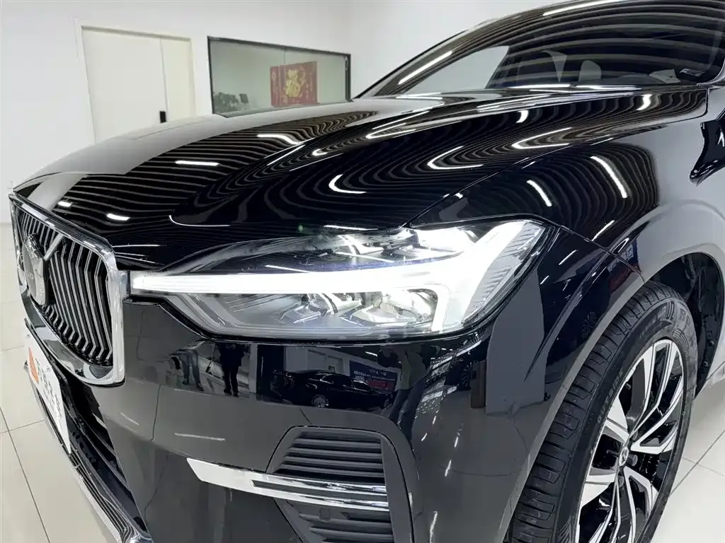 Volvo XC60 2023 из CN, фото 6