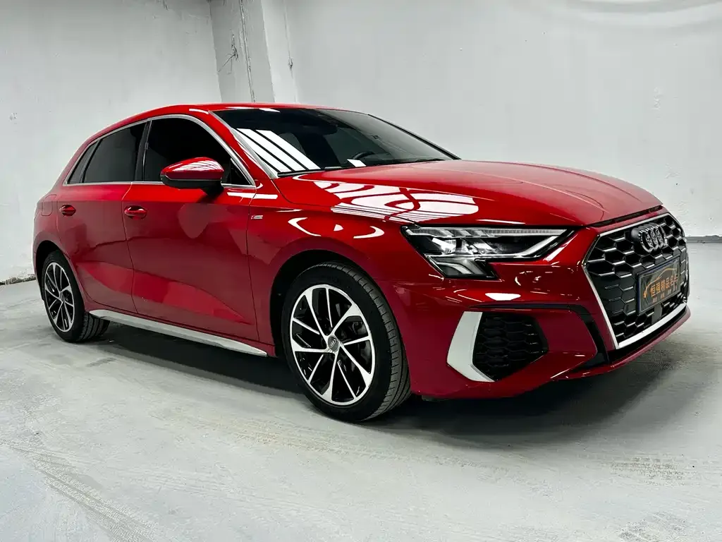 Audi A3 2022 из CN, фото 2