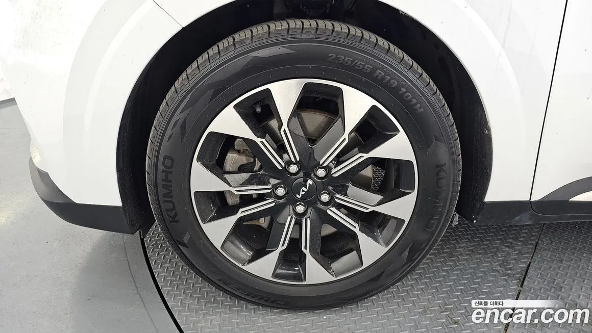 Kia Carnival 2023 из KR, фото 10