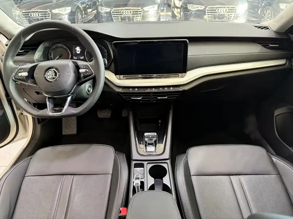 Skoda Octavia — фото 7