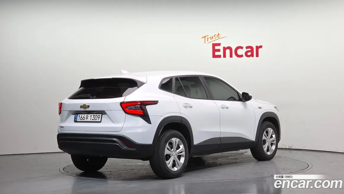 [object Object] Trax 2024 из KR, фото 2