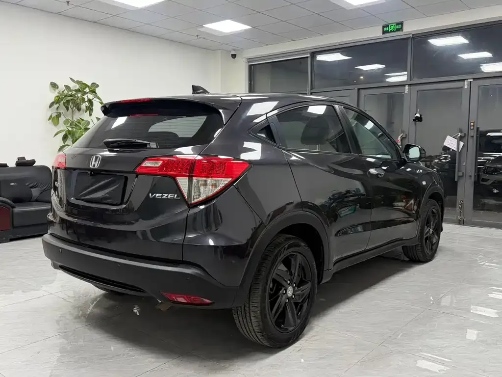 Honda Vezel 2021 из CN, фото 8
