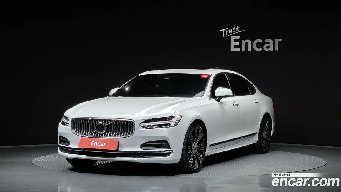 Volvo S90 — фото 1