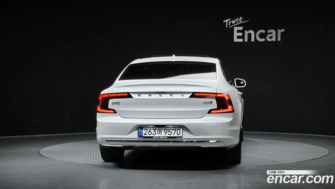 Volvo S90 — фото 6