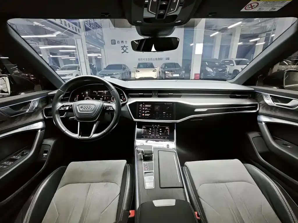 Audi A6L 2023 из CN, фото 9