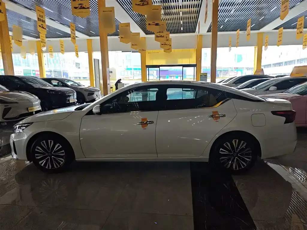 Nissan Teana 2023 из CN, фото 9