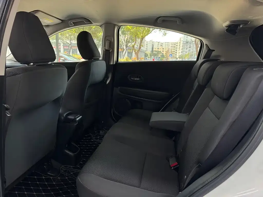 Honda Vezel 2021 из CN, фото 7