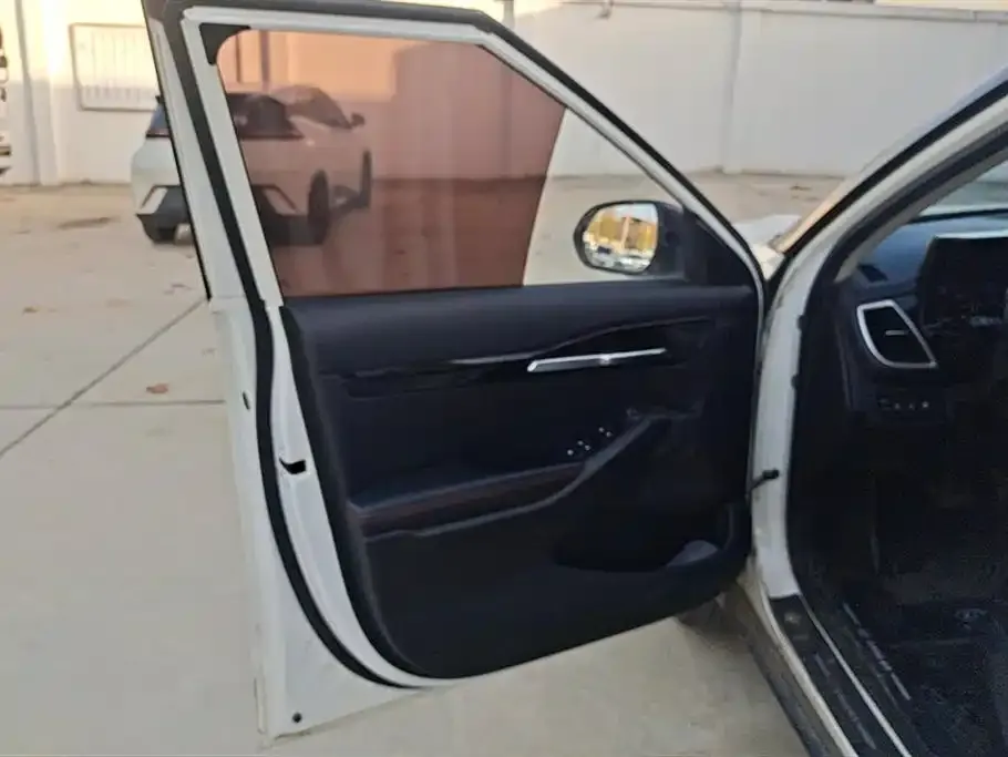 Kia KX3 2021 из CN, фото 2