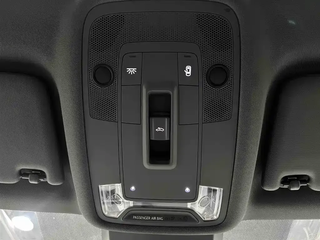 Audi A3 2023 из CN, фото 8