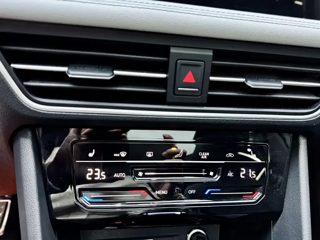 Volkswagen Tiguan L 2024 из CN, фото 4
