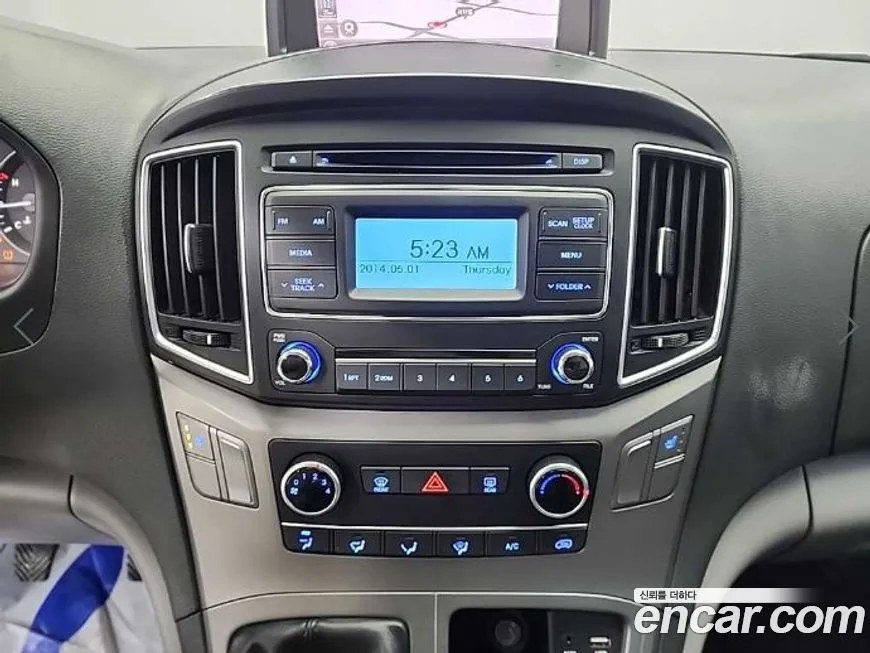 Hyundai Starex — фото 10