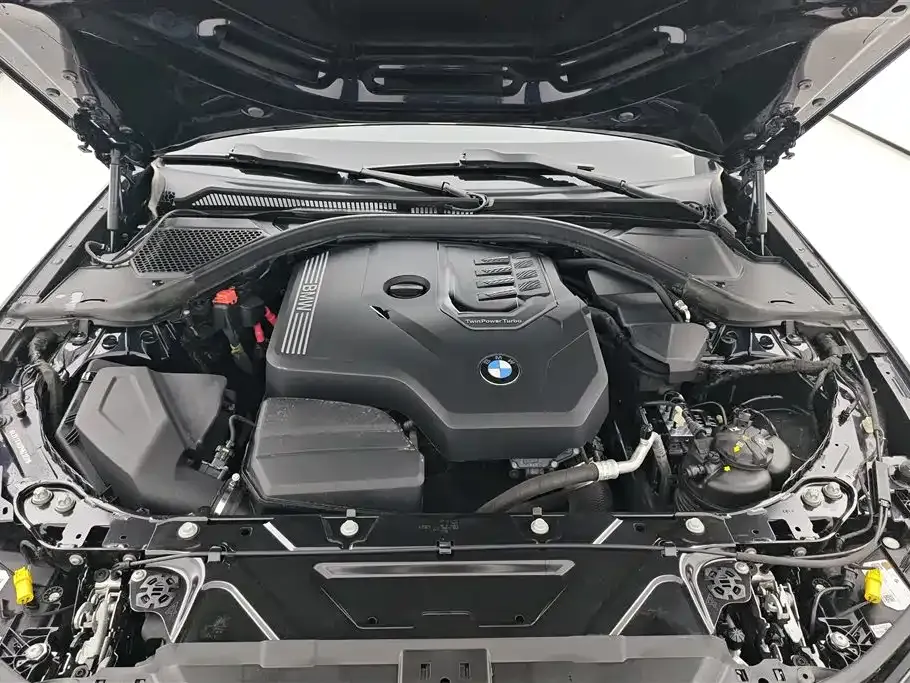 BMW 3 Series 2023 из CN, фото 10