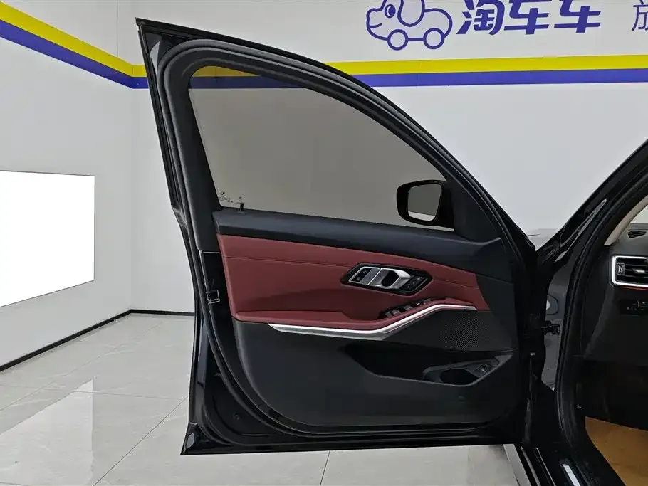 BMW 3 Series 2023 из CN, фото 5