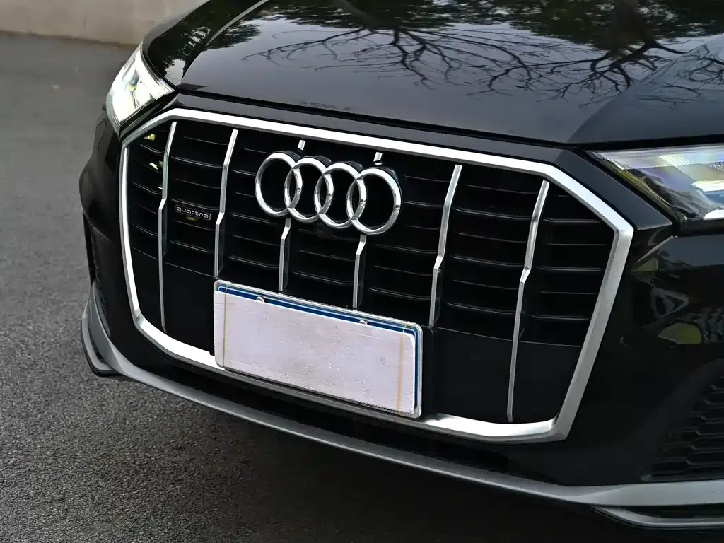Audi Q7 2022 из CN, фото 6