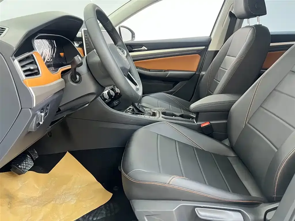 Volkswagen Bora 2023 из CN, фото 6