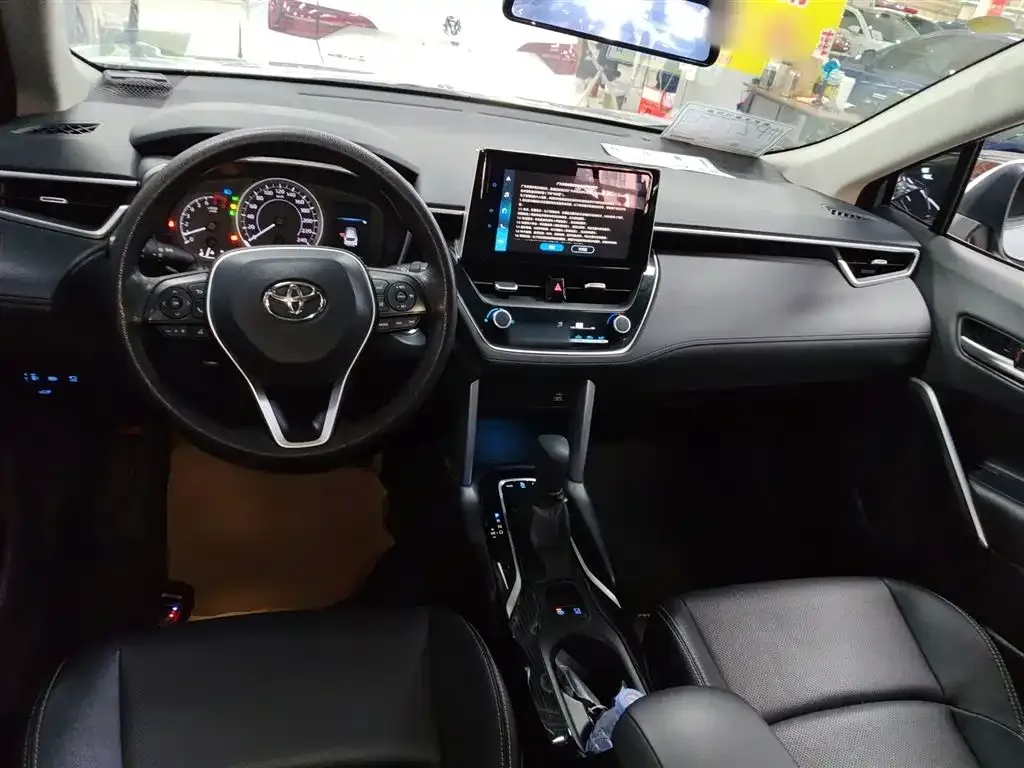 Toyota Frontlander 2022 из CN, фото 10