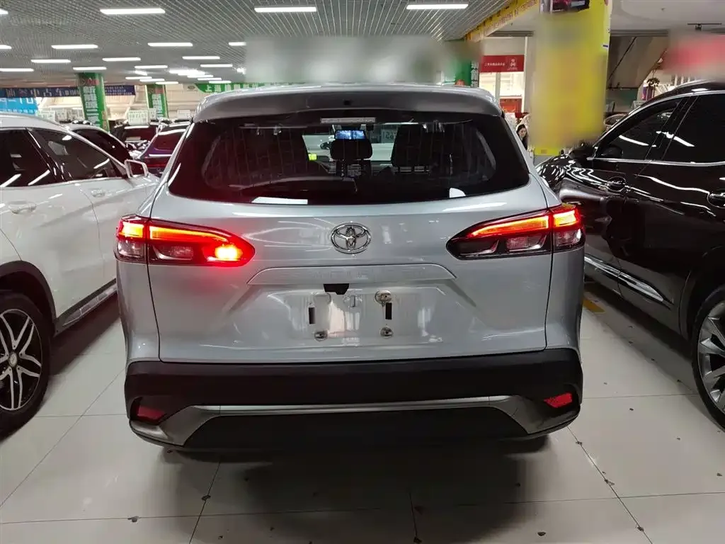 Toyota Frontlander 2022 из CN, фото 6