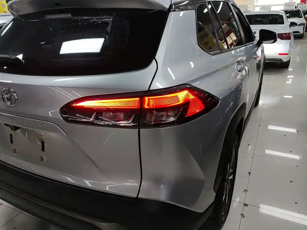 Toyota Frontlander 2022 из CN, фото 8
