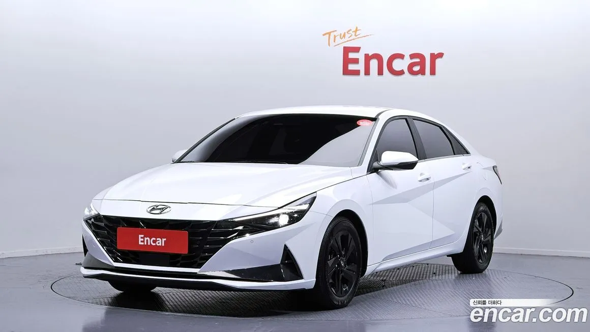 Hyundai AVANTE 2023 из KR, фото 1